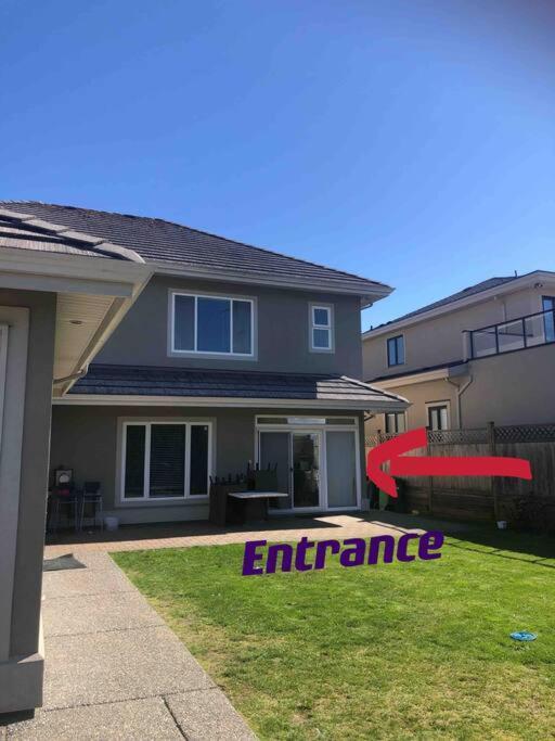 Lucky Suite, Two-Bedroom Suite With Independent Entrance In Richmond Close To Yvr エクステリア 写真